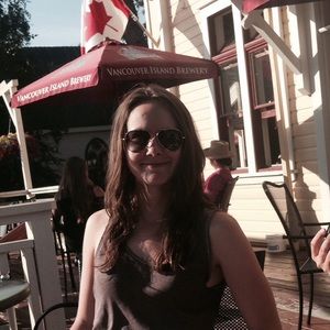 Meet your Posher, Carlee